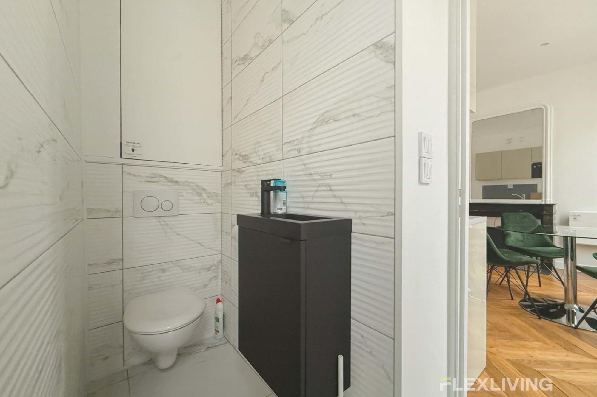 Flexliving - One Bedroom - Hauteville Apartment